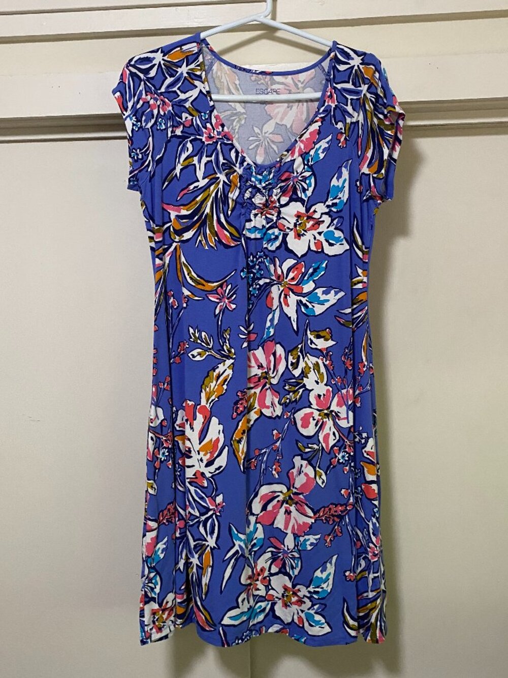 Escape, beautiful purple/blue dress w/multi-color flowers, size S